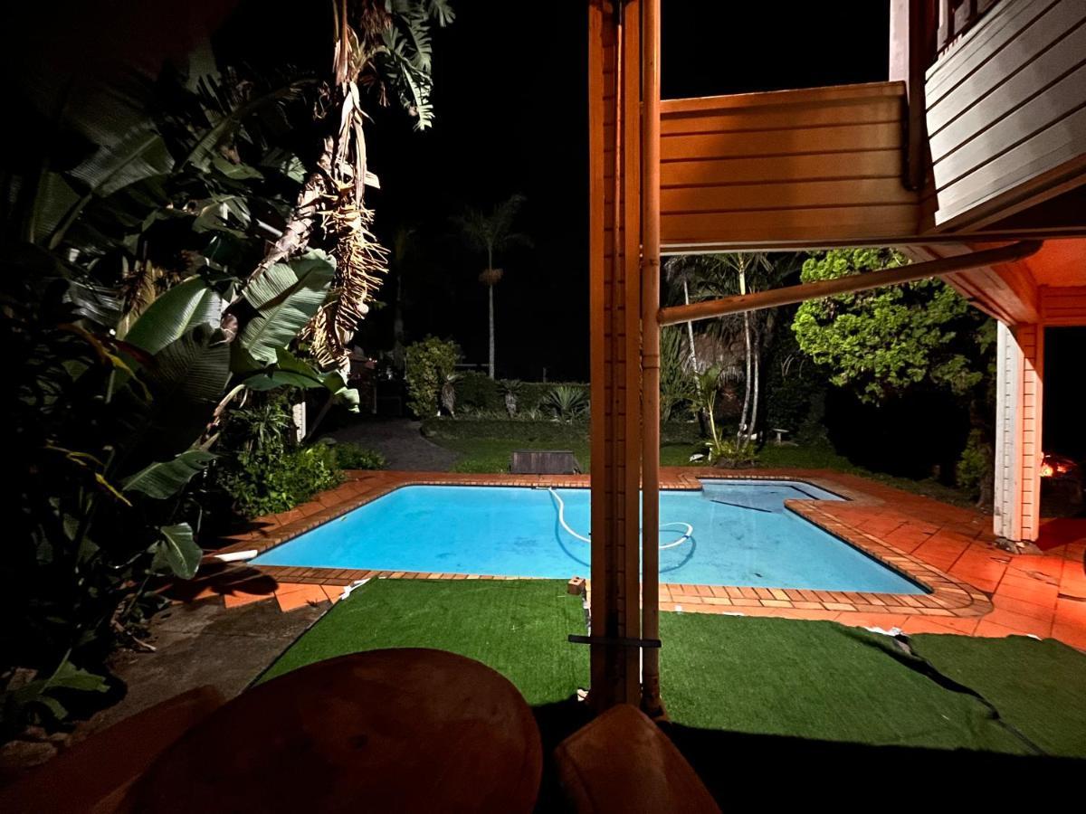 The Wood House Hotel เอมแพนจีนิ ภายนอก รูปภาพ