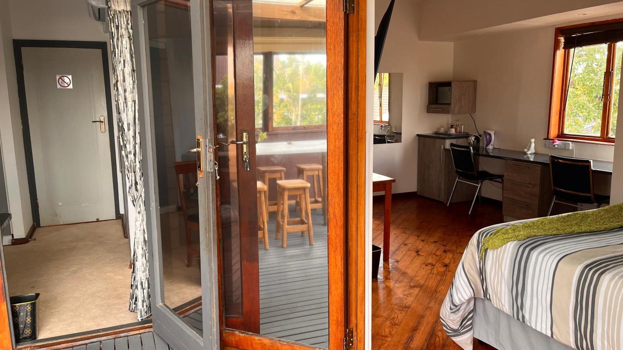 The Wood House Hotel เอมแพนจีนิ ห้อง รูปภาพ